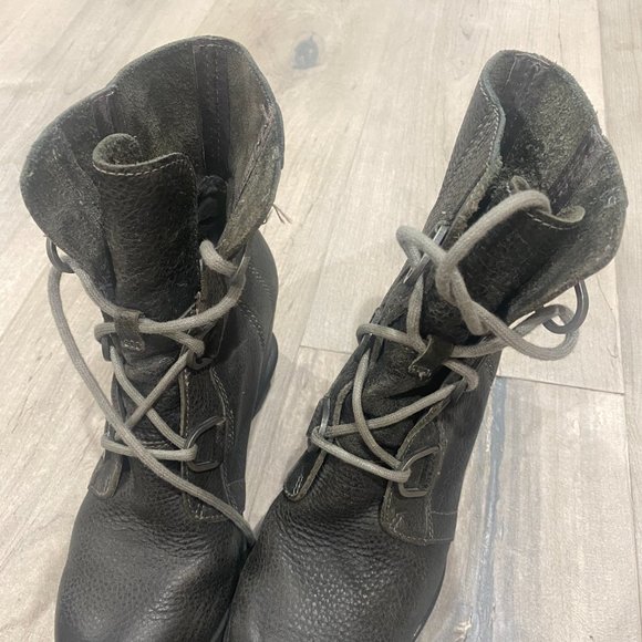 Sorel Women's Joan Of Arctic Wedge Bootie - Picture 9 of 9